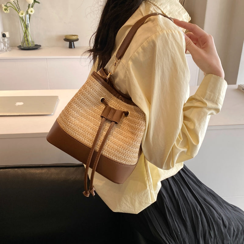 Noa Straw Braided Shoulder Bag